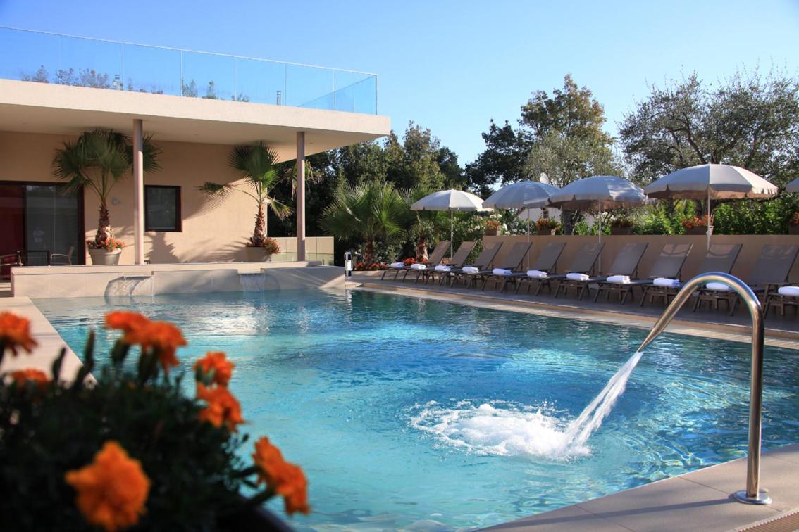 Seventeen Hotel Valbonne Eksteriør billede